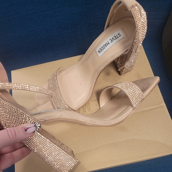 Steve Madden Blush Rhinestone Heels size 8 - Picture 3 of 3